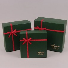 Комплект коробок для подарунків зелений 3 шт.